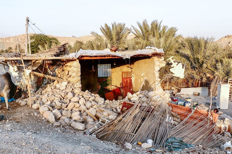 راه اندازی آشپزخانه ستاد اجرایی فرمان امام در مناطق زلزله زده هرمزگان